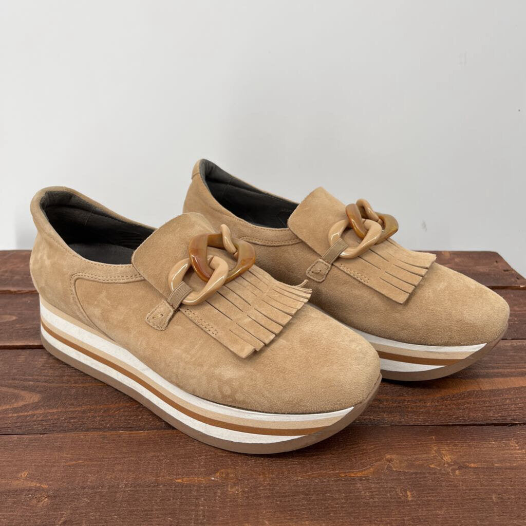 Soft Waves Loafers