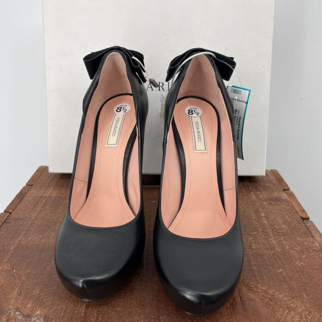 Nina Ricci Leather Heels