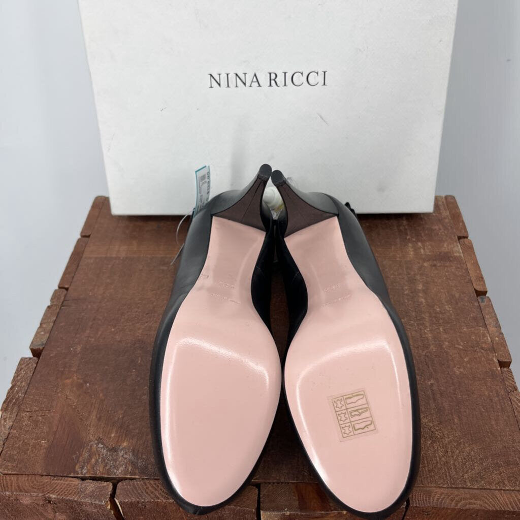 Nina Ricci Leather Heels