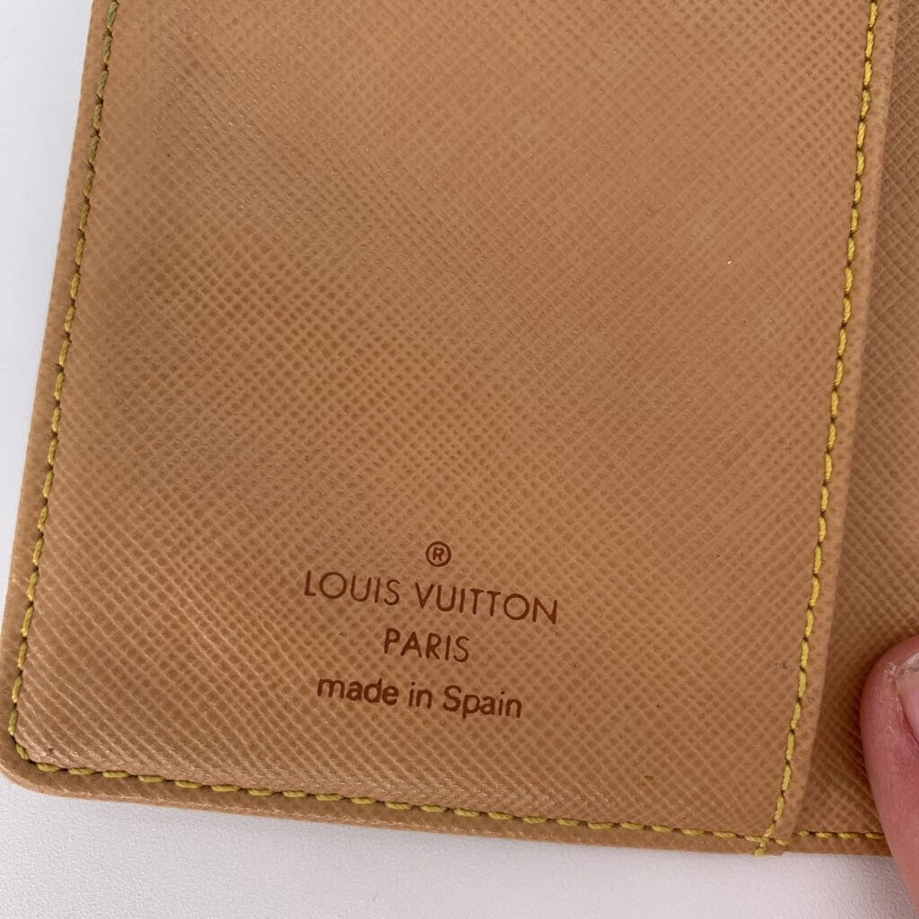 Louis Vuitton Mini Agenda Holder