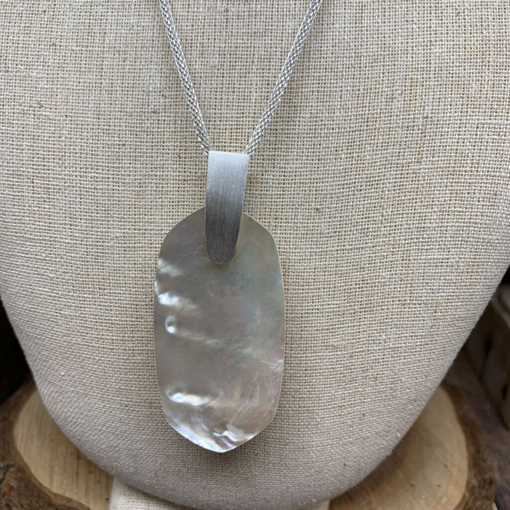 Kendra Scott Aragon MOP Necklace