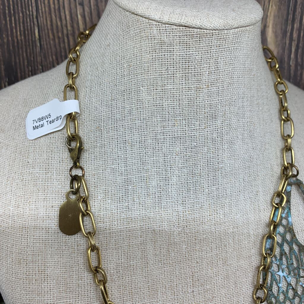 Erin Knight Designs Teardrop Pendant Necklace