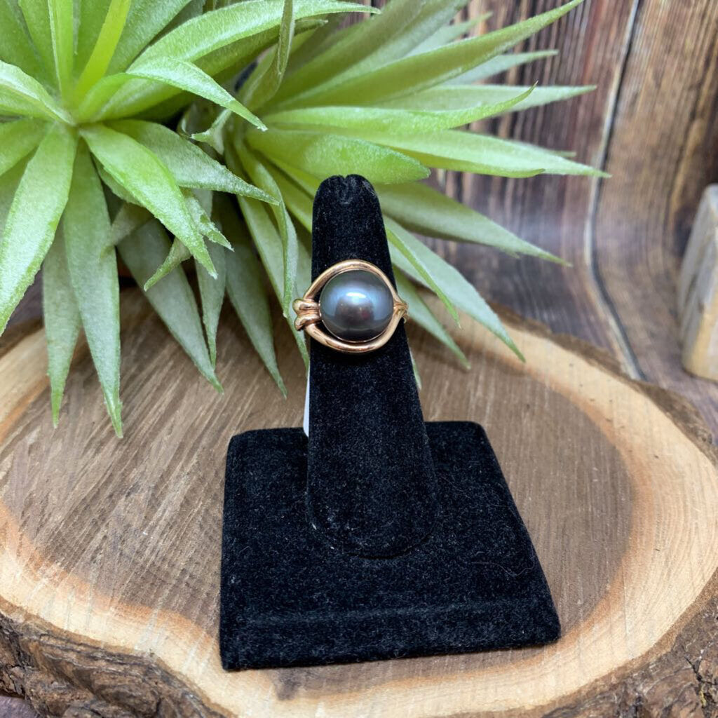 Honora Pearl Ring