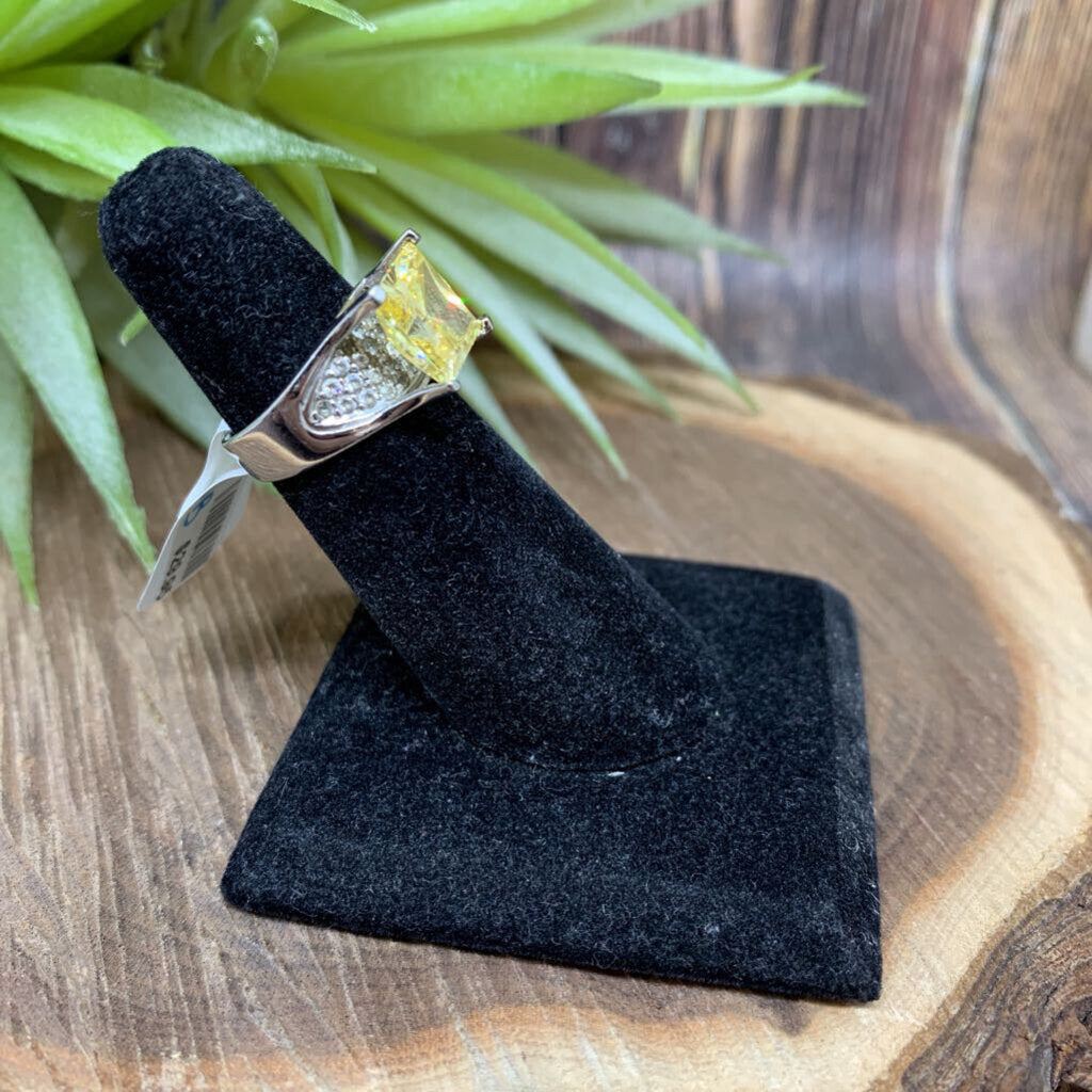 Ster CZ Gem Ring