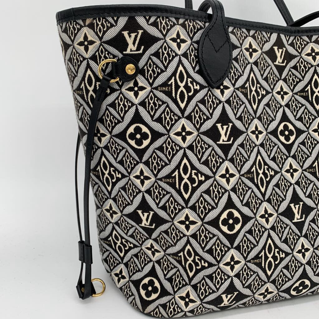 Louis Vuitton Patterned Neverful
