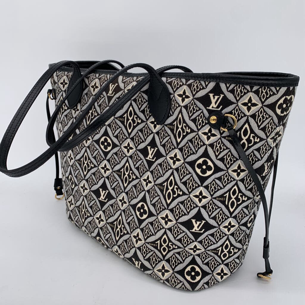 Louis Vuitton Patterned Neverful