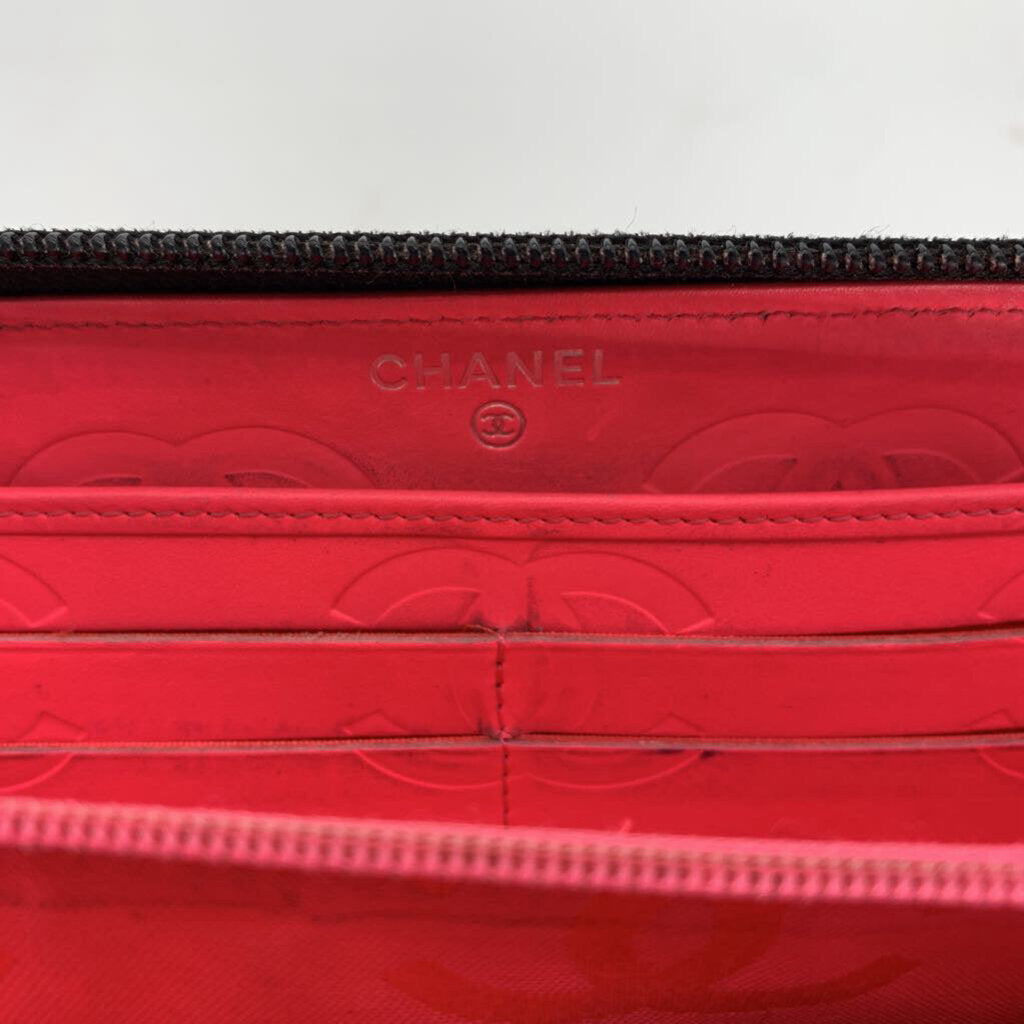 Chanel Zipper Wallet