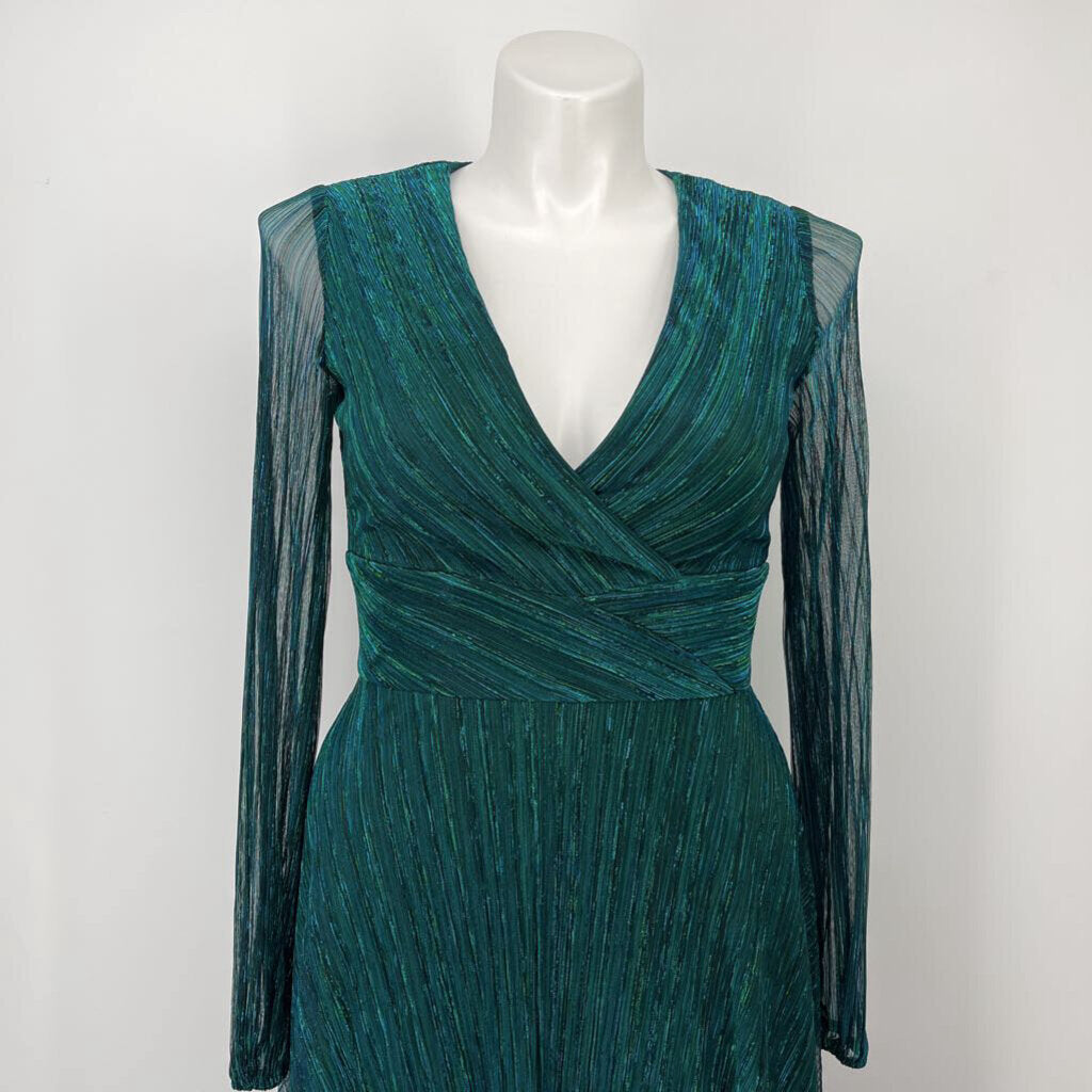 Betsy & Adam L/s Gown