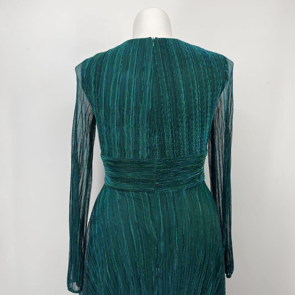 Betsy & Adam L/s Gown
