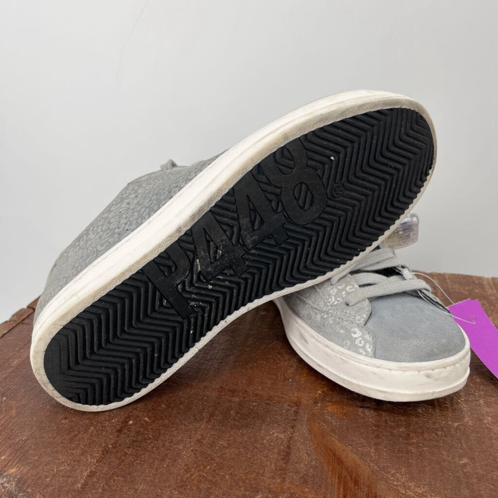 P448 Sneakers