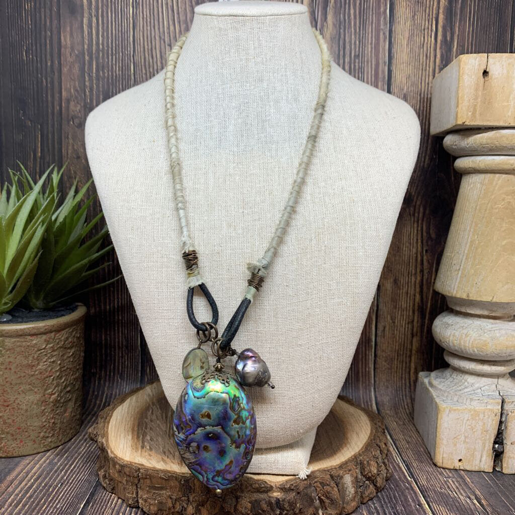 Abalone Shell Pndnt Ncklc