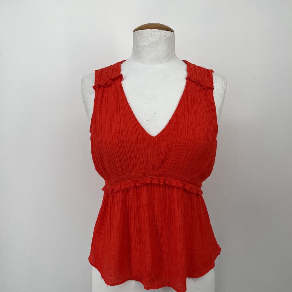Lush Sleeveless Shirt
