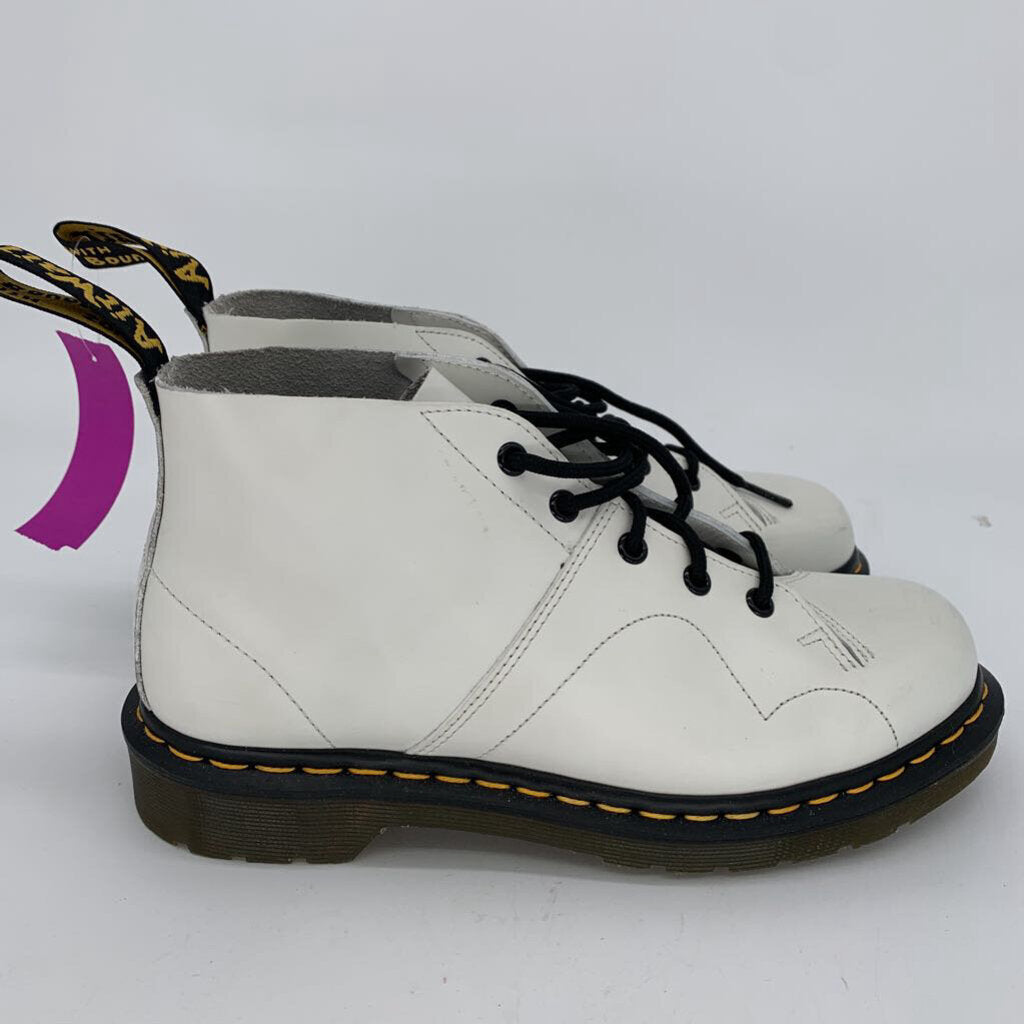 Doc Martens Low Boots