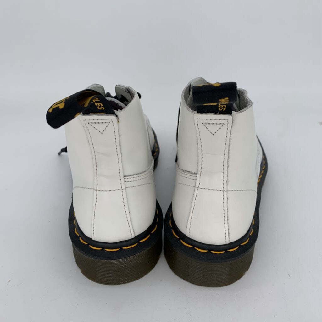 Doc Martens Low Boots