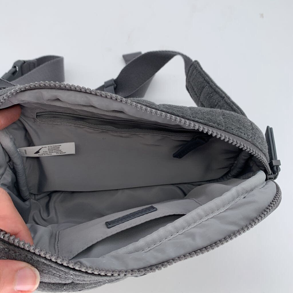 Talbots Quilted Belt Bag