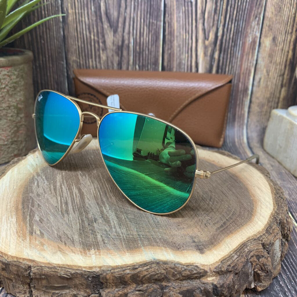 Ray Ban RB 3025 Sunglasses