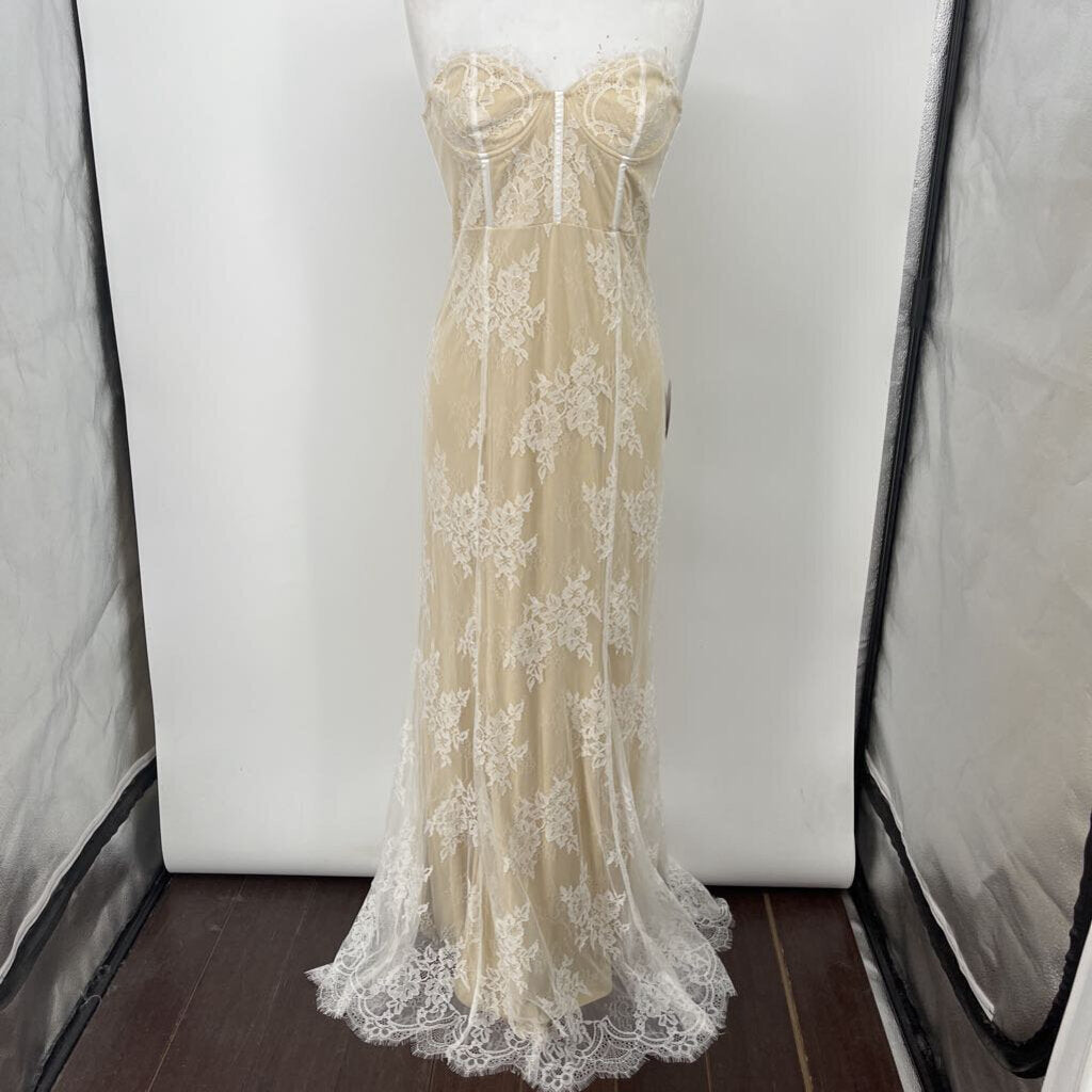 Lulu's strapless Dress