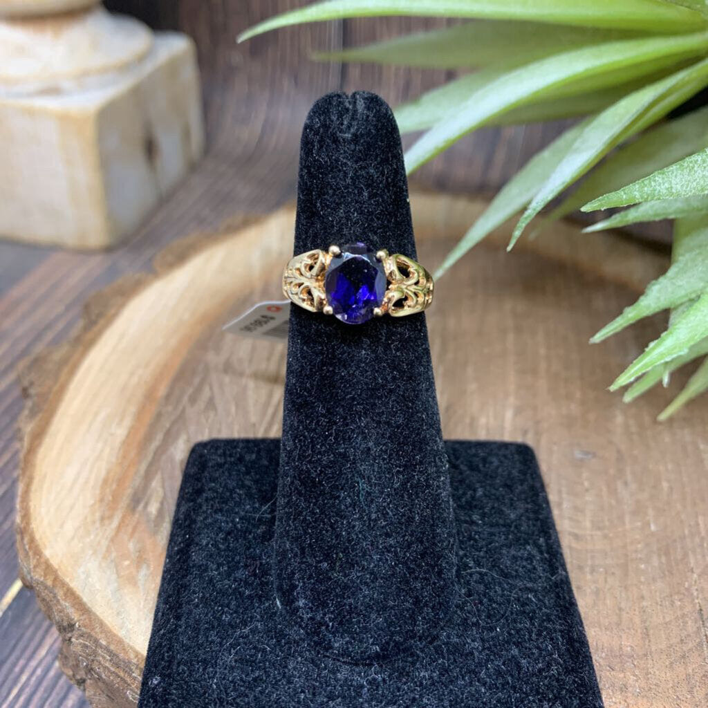 10k YG Gem Ring