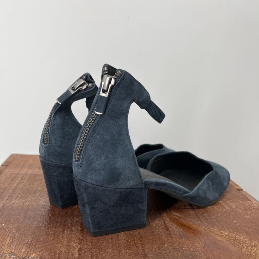 Eileen Fisher Suede Heel
