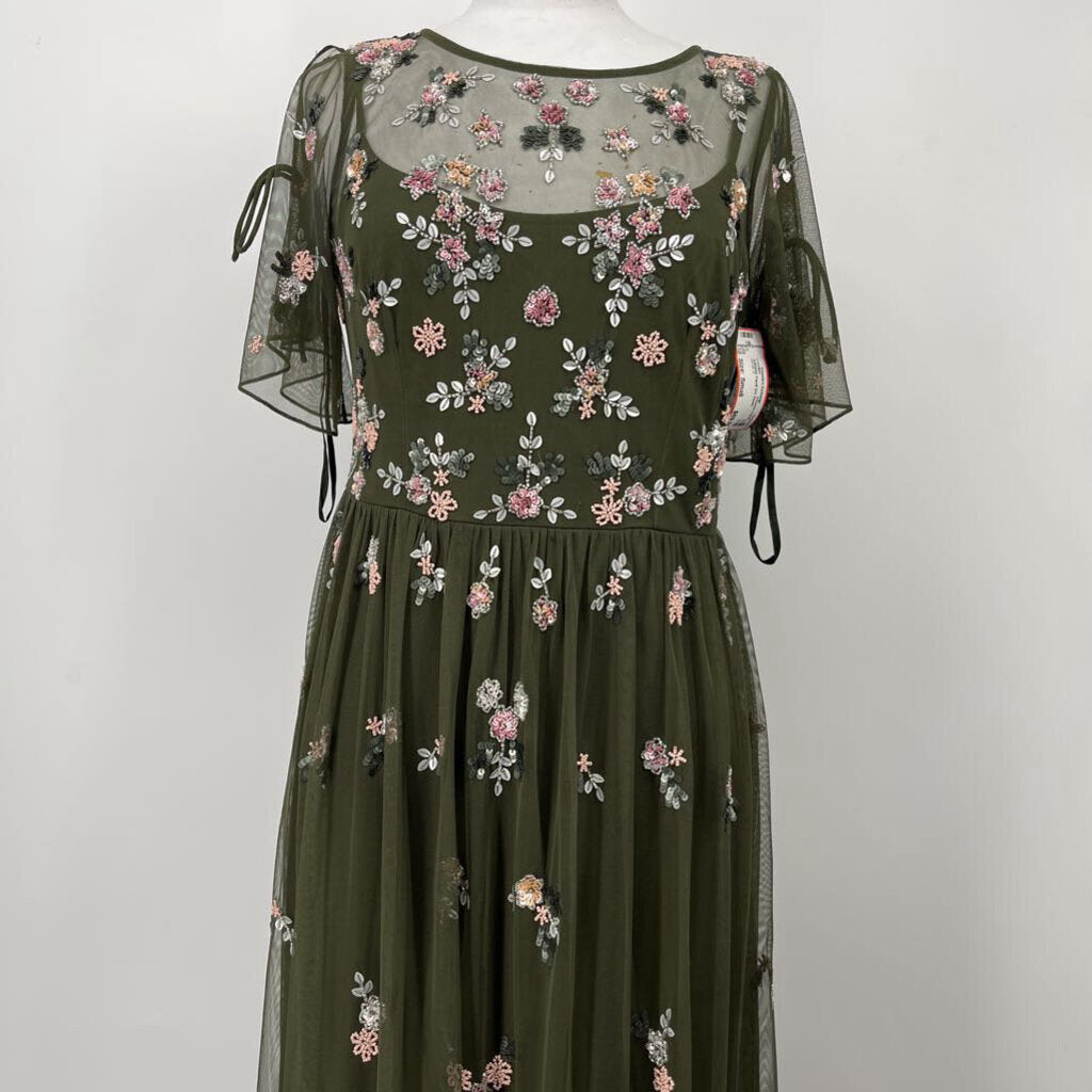 Adrianna Papell S/s Gown