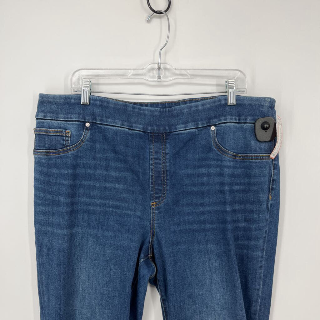 Chicos Pull-on Bootcut Jeans