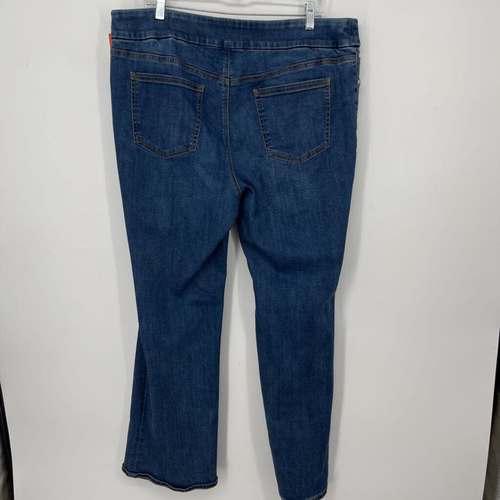 Chicos Pull-on Bootcut Jeans