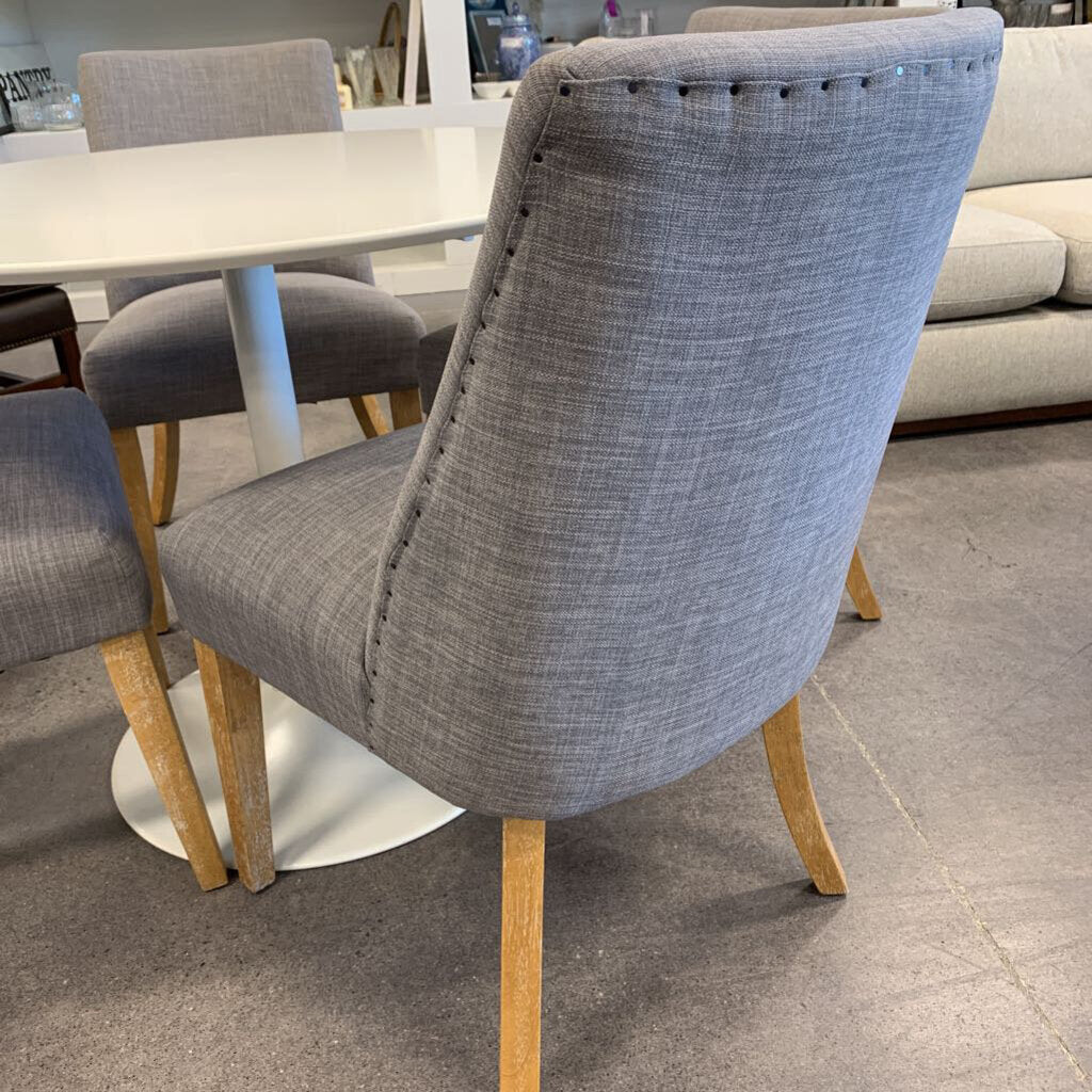 Round Table & 4 Chairs