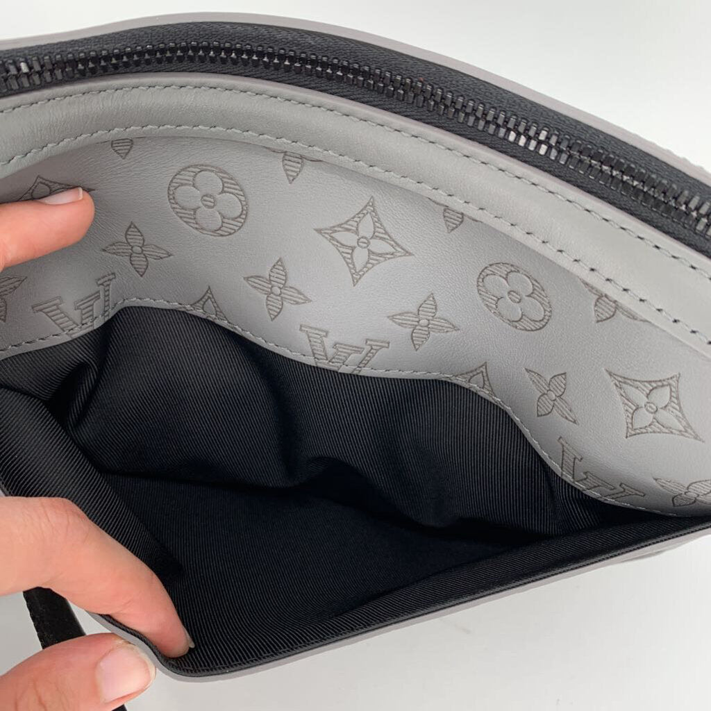 Louis Vuitton Trio Messenger Crossbody