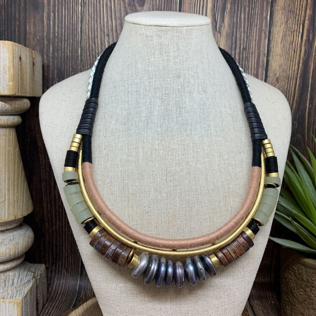 Stella & Dot Alay Statement Necklace