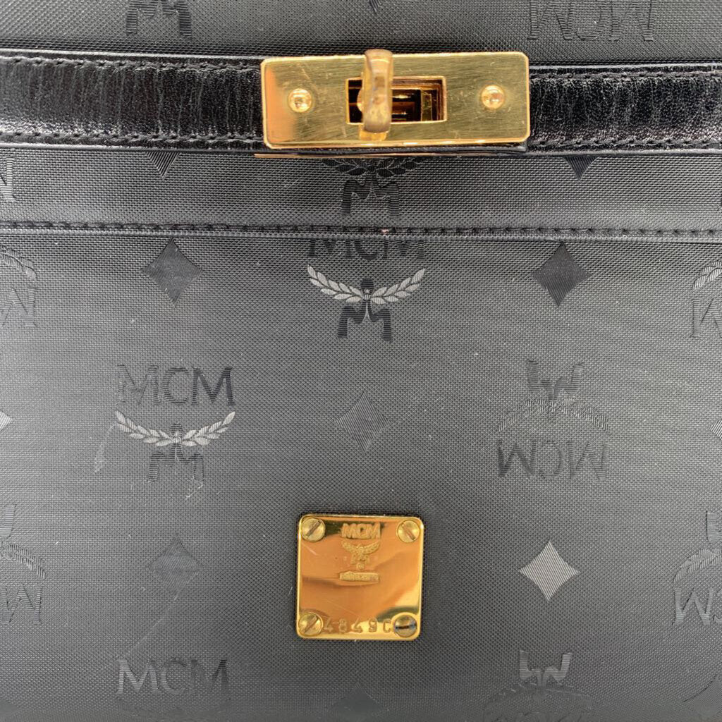 Vintage MCM Handbag w Handle