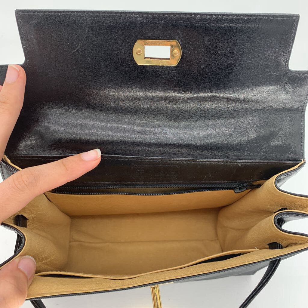 Vintage MCM Handbag w Handle