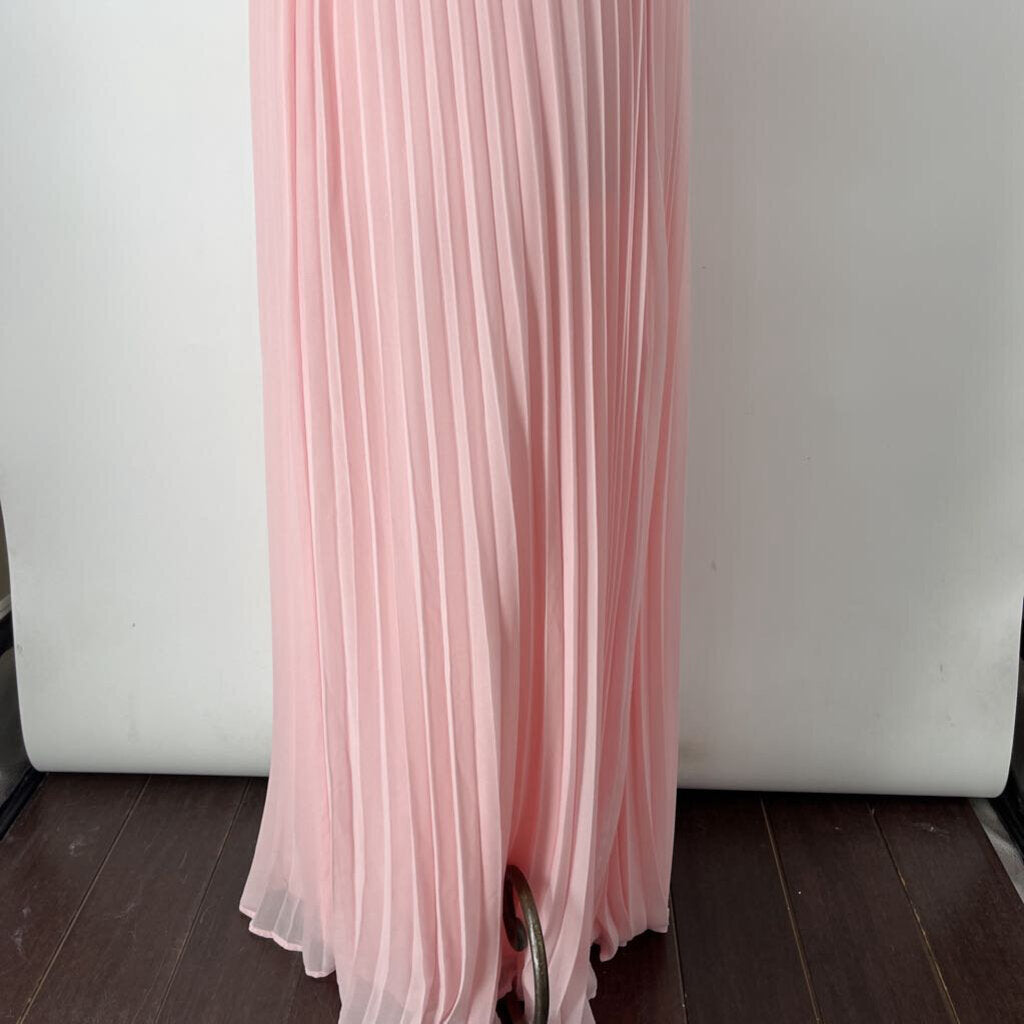 Lulu's Slvls Gown