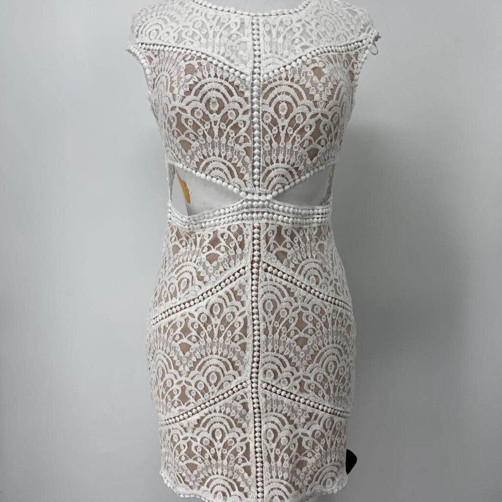 Hello Molly cap sleeve Dress