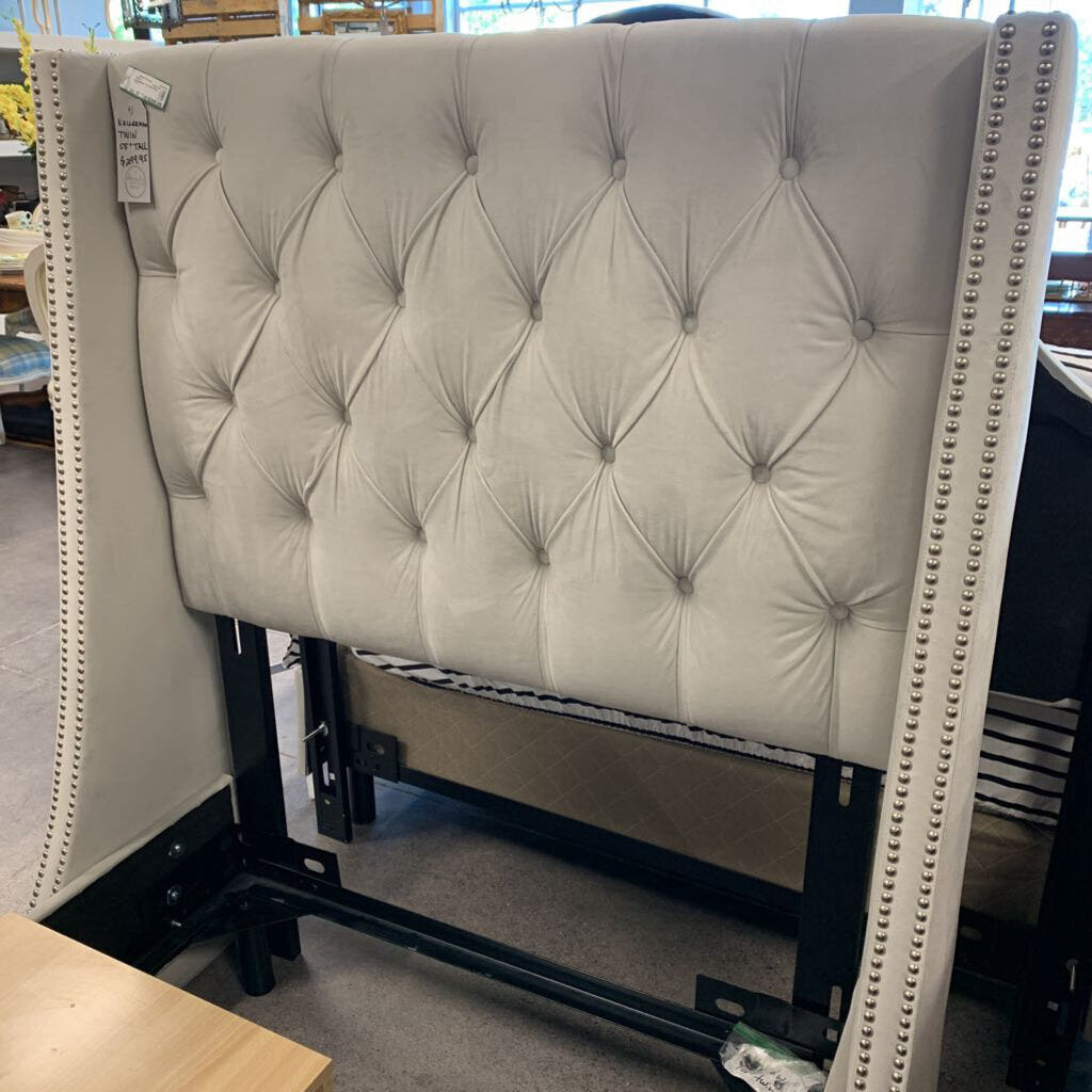 Velvet Kellerman Twin Bed