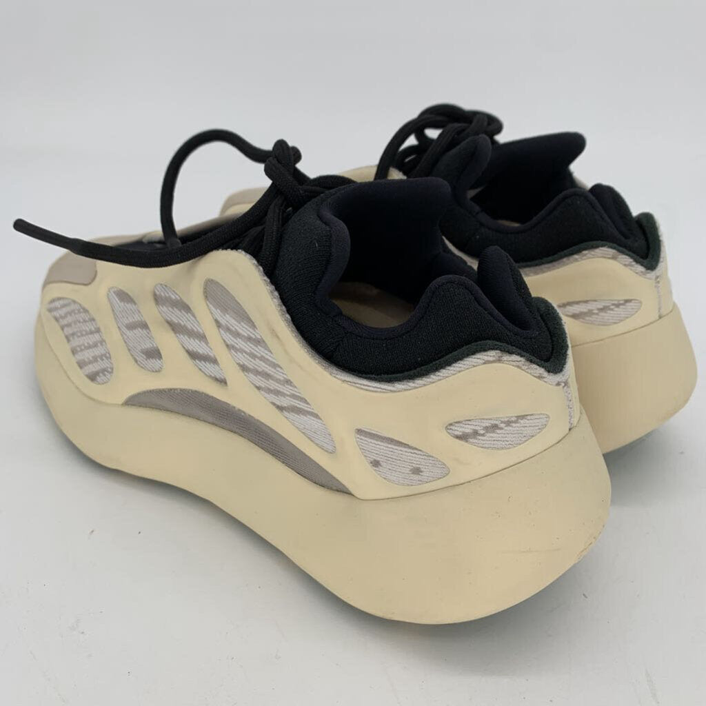 Adidas Yeezy 700v3 Azael Sneakers