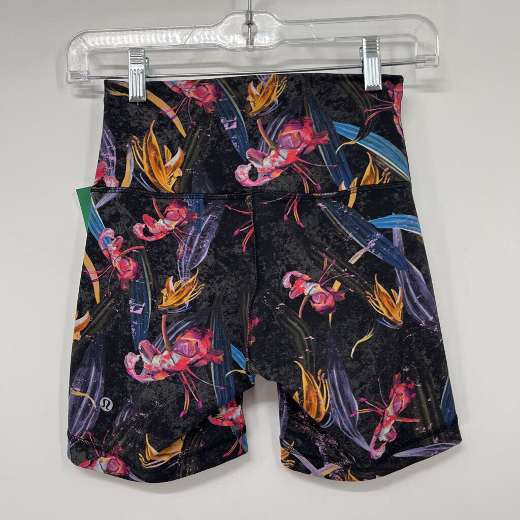 Lululemon bike Shorts