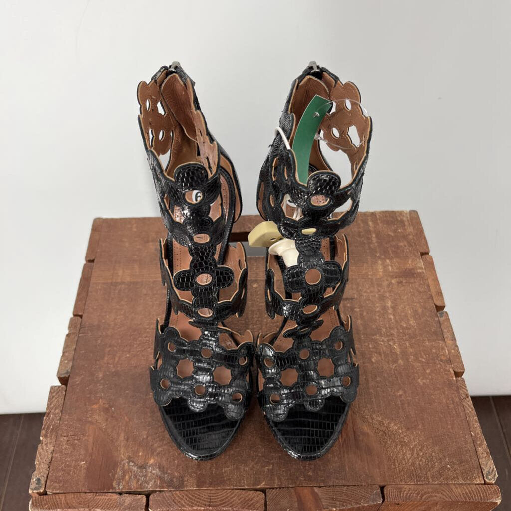 Alaia Heels