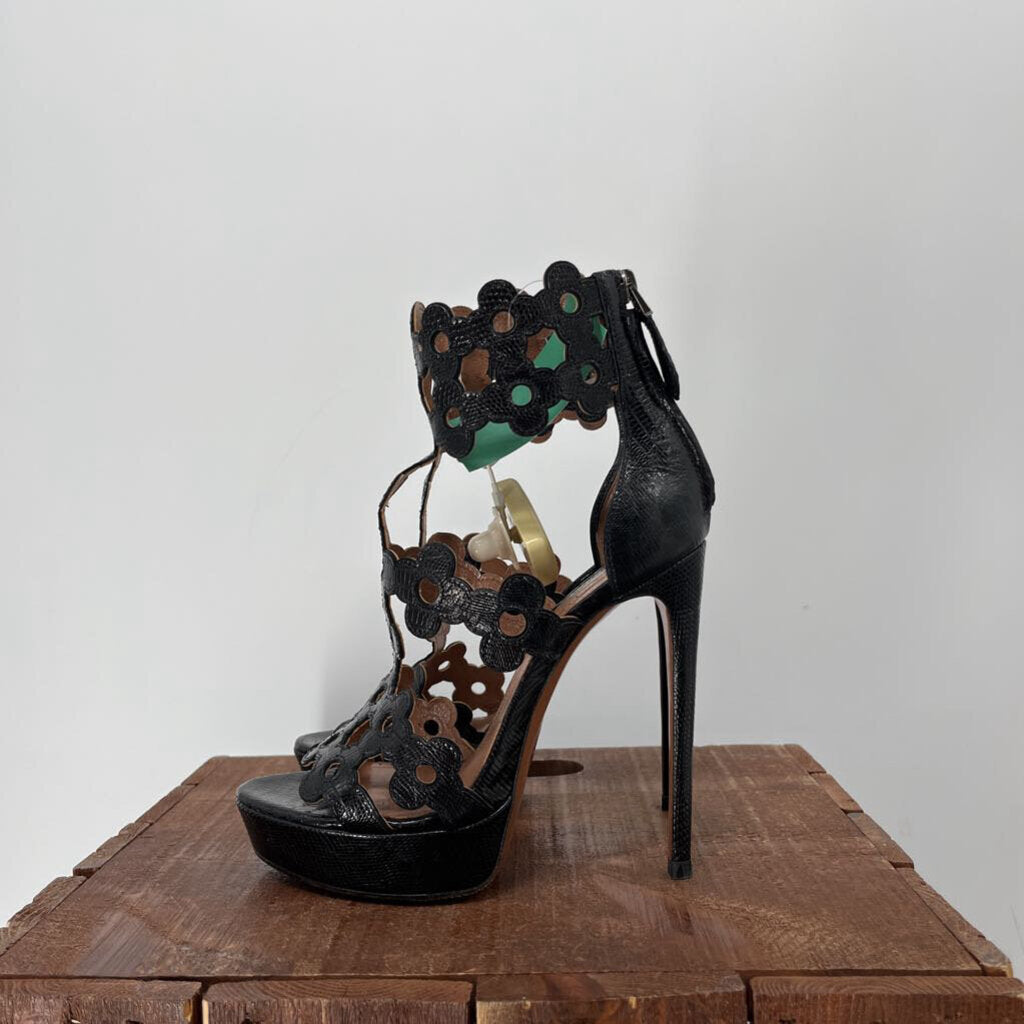 Alaia Heels