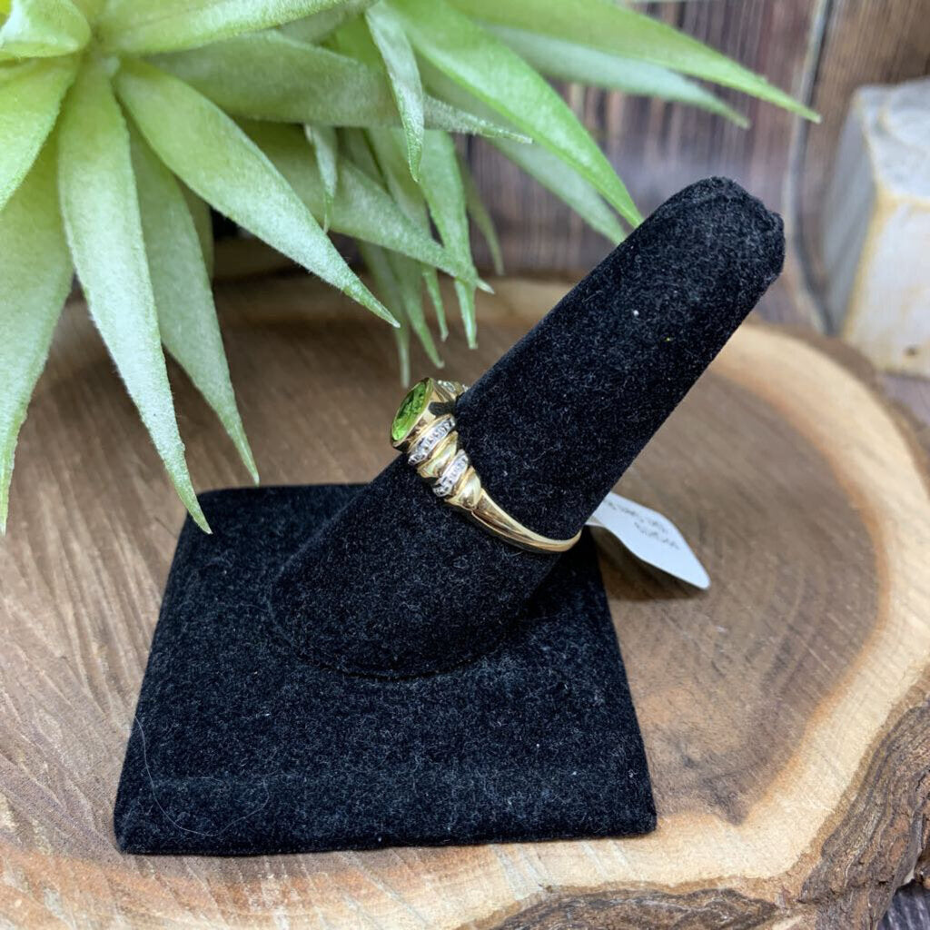10kt Gem Ring