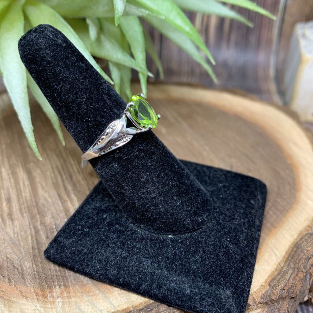 10kt Gem Ring