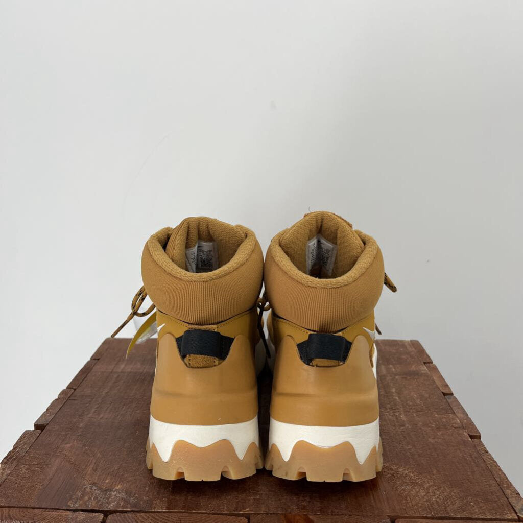 Nike Hiking Boot