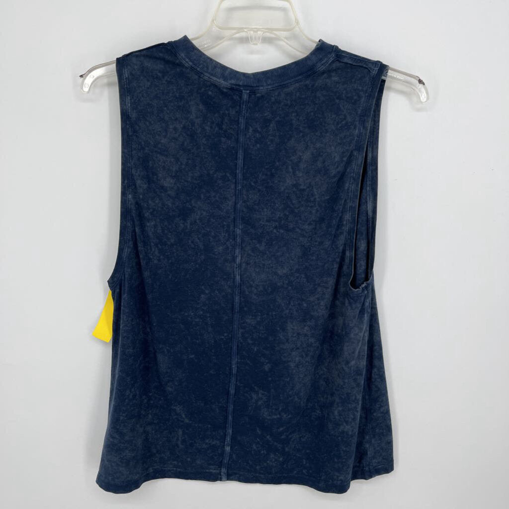 Lululemon Sleeveless Tee