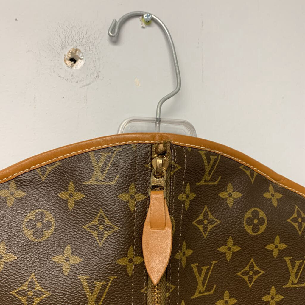 VTG Louis Vuitton Garment Bag
