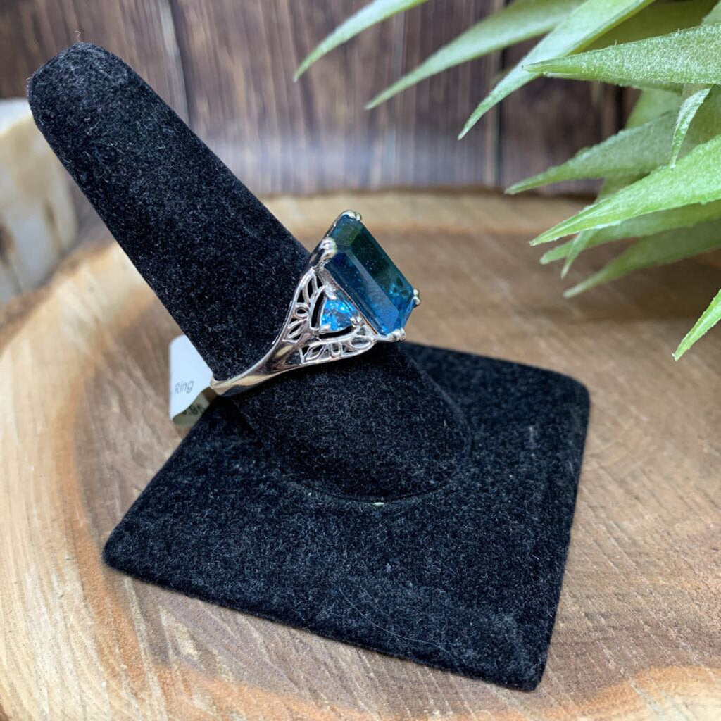 10k Gem Ring
