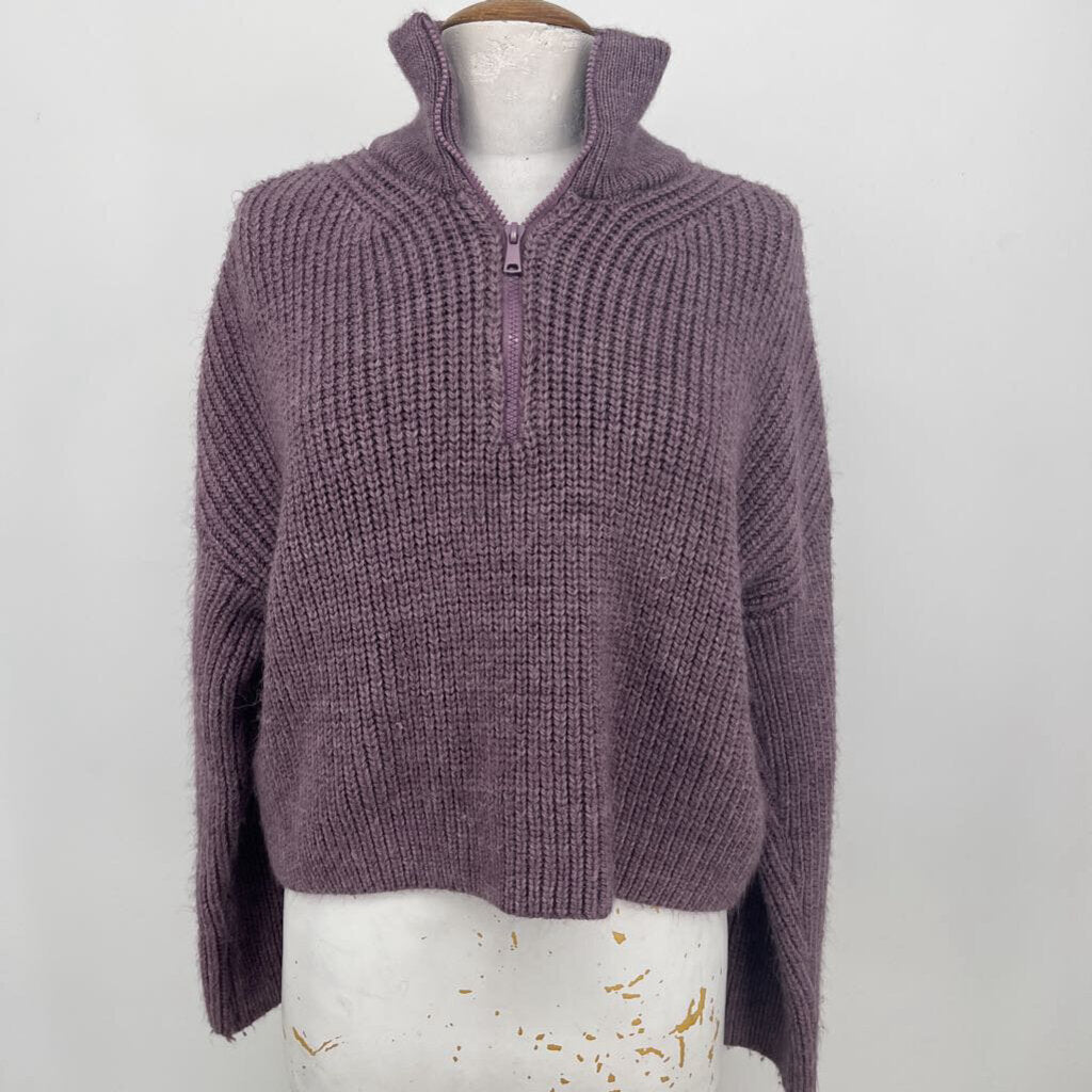 BDG Sweater