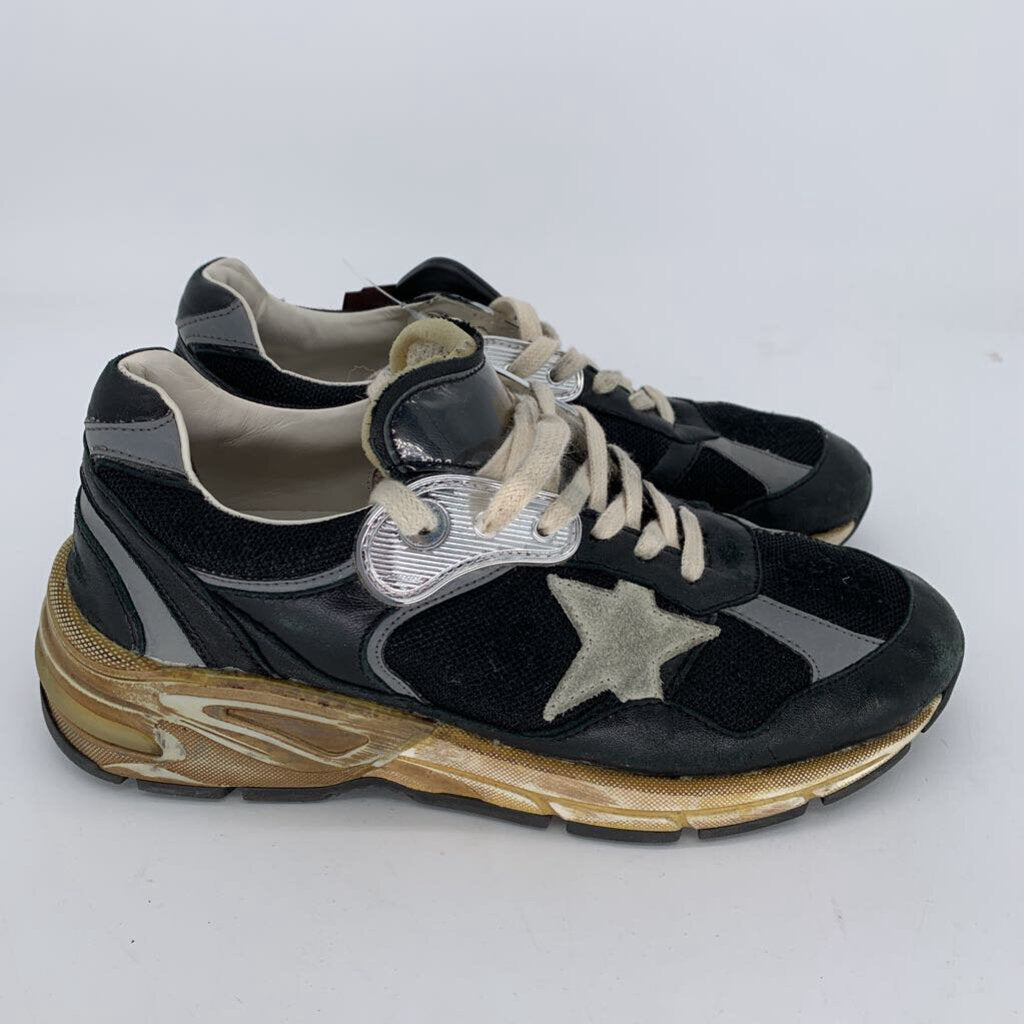 Golden Goose Sneakers