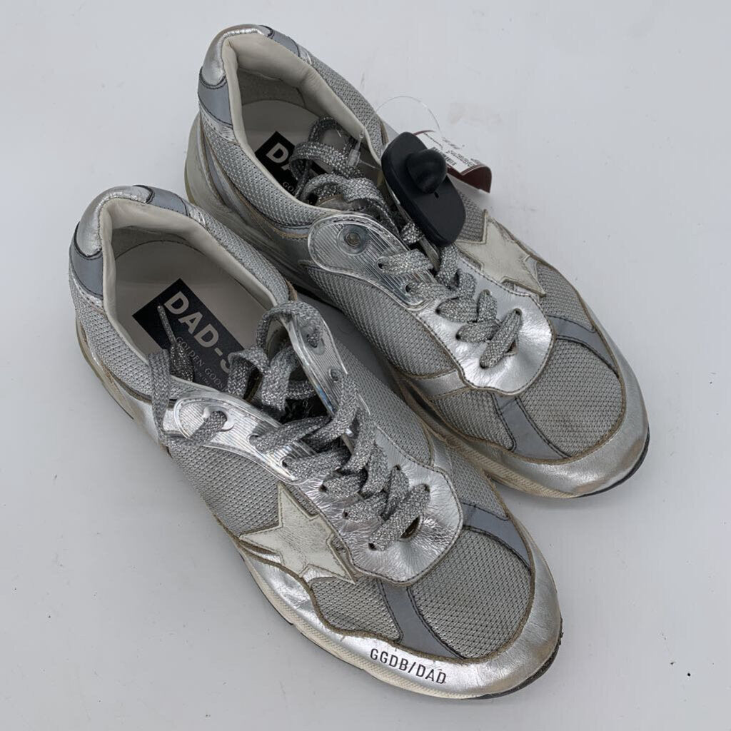 Golden Goose Sneakers