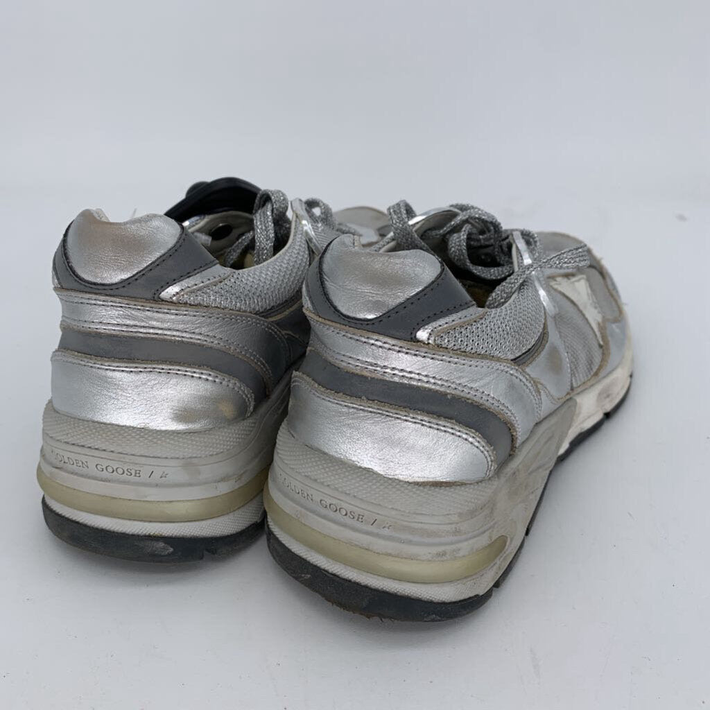 Golden Goose Sneakers