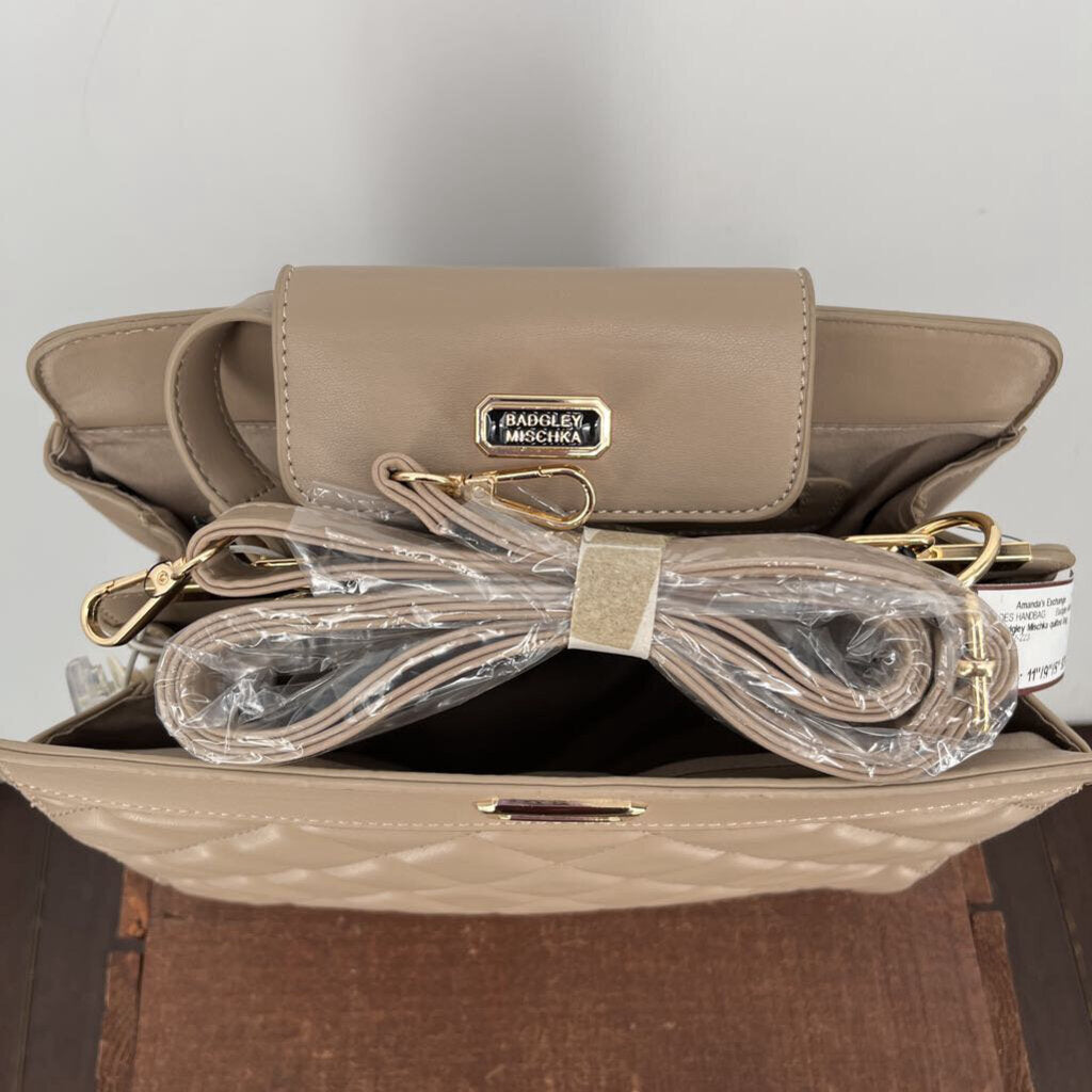 Badgley Mischka quilted Bag