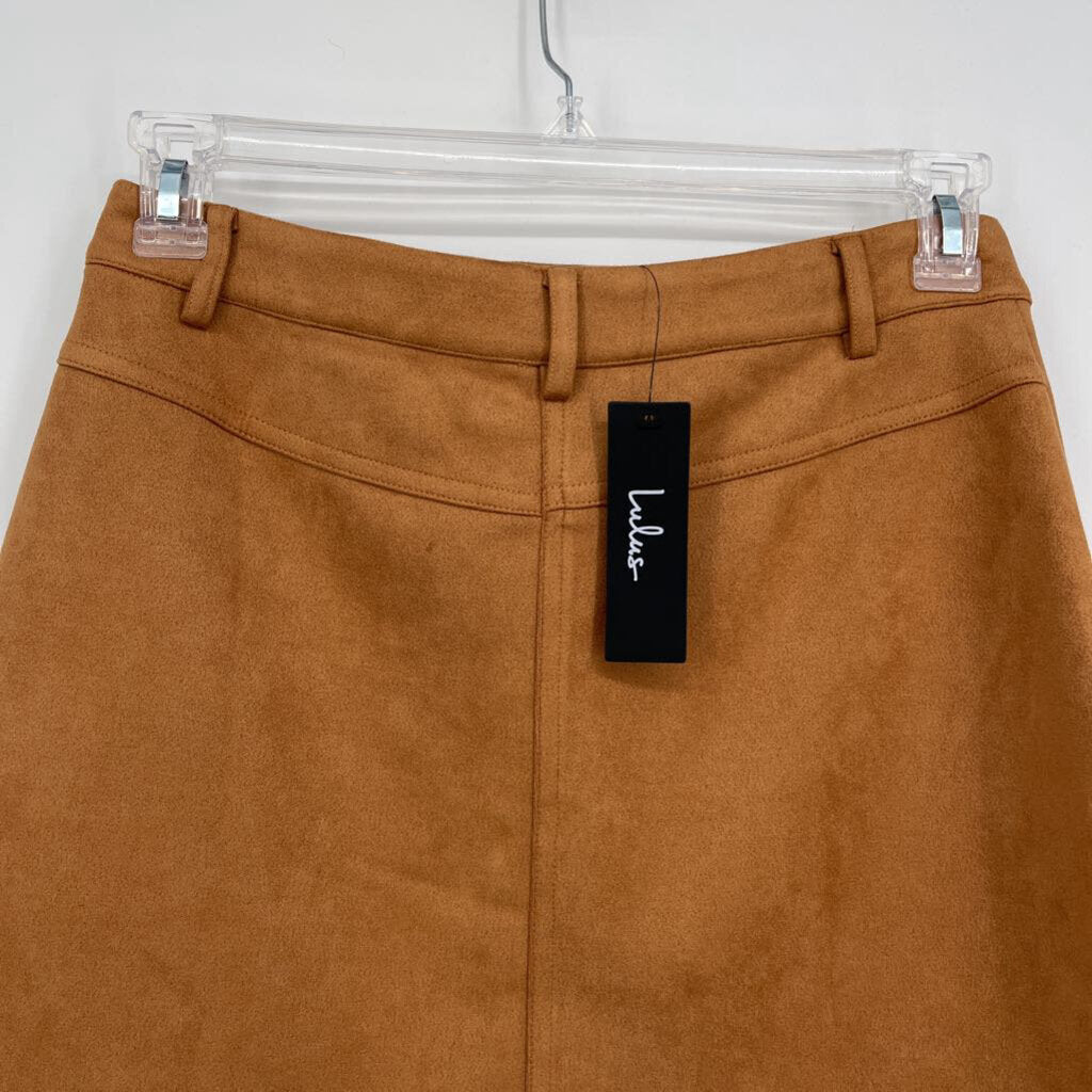 Lulu's Mini Skirt